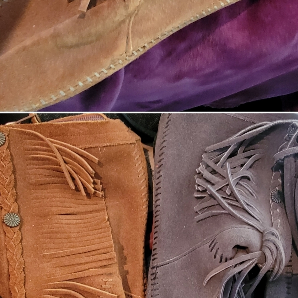 2 moccasins boots brown and grey and 2 matching fringe suede purses with pockets